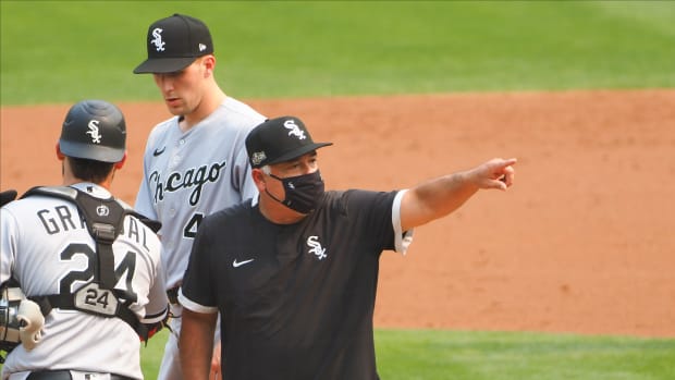 Ricky Renteria post-Crochet injury v OAK WC G3 2020-10-01 (Kelley Cox) USATSI_15006247